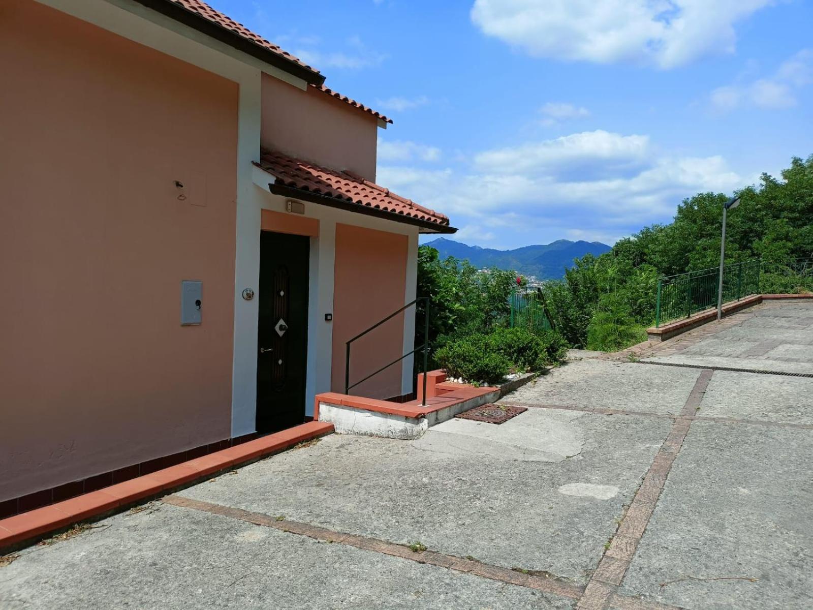 Villa Vicinus - 120 Mq - Parking - Garden Vietri sul Mare Exterior photo